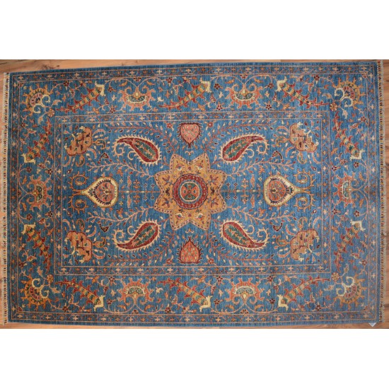 1552 - Suzani Design Carpet - 100% Natural Dyes