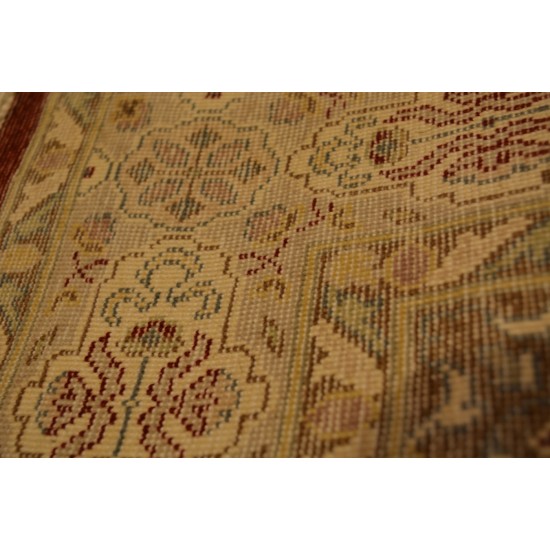 1782 - Pakistan Kasmir Carpet