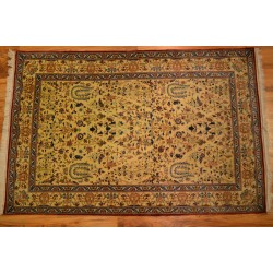 1765 - Old Nain carpet