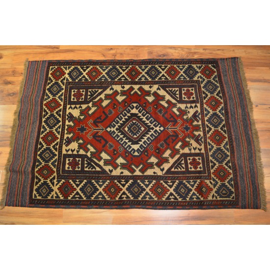 1638 - Berceste kilim and carpet Mushvani design