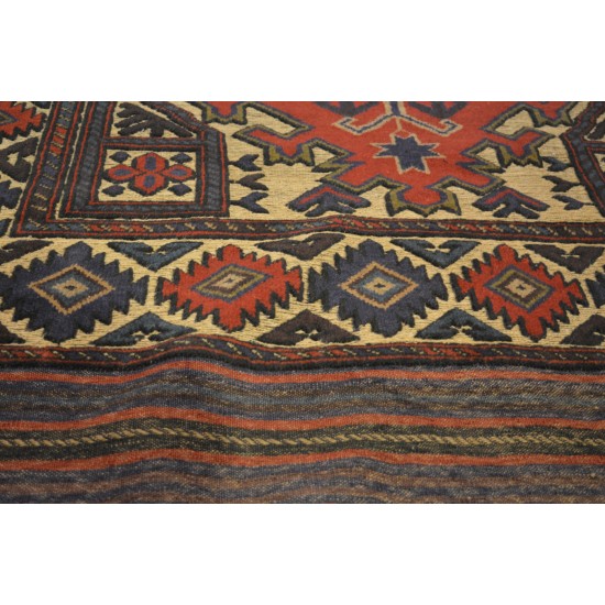 1638 - Berceste kilim and carpet Mushvani design