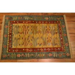 1647 - Super Fine Turkish Usak Kilim