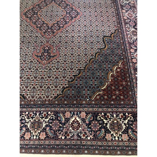 Tebriz İranian carpet 2004