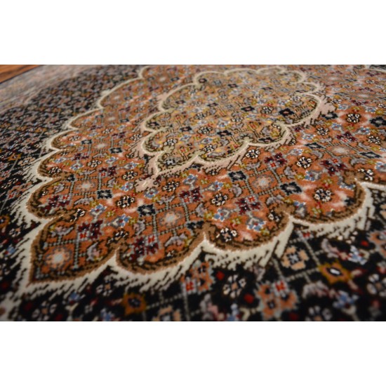 1774 - Tabriz İranian carpet